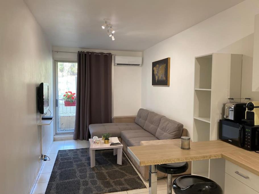 Logement Proche De La Plage Nicea Zewnętrze zdjęcie